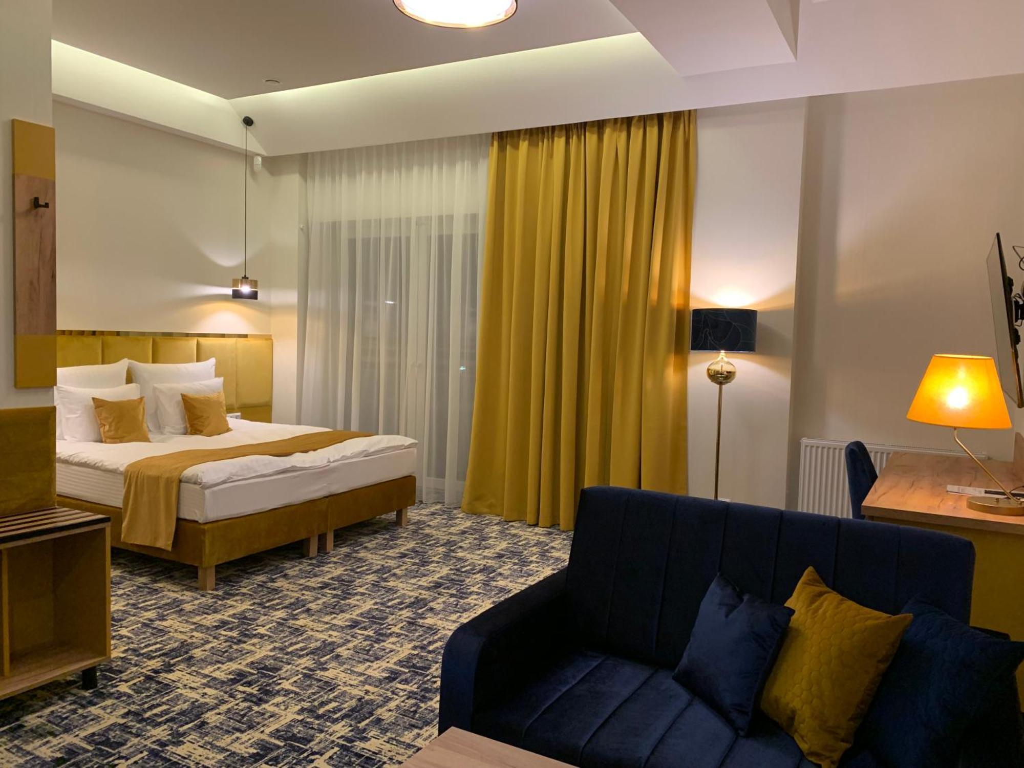 Aparthotel Piramida Boleslawiec  Zimmer foto